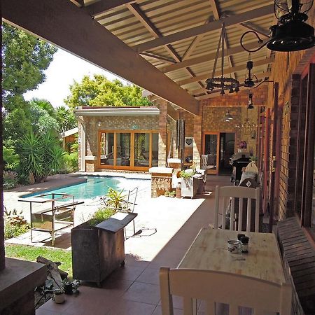 Pumpkin Tree Guesthouse Миделбург Екстериор снимка